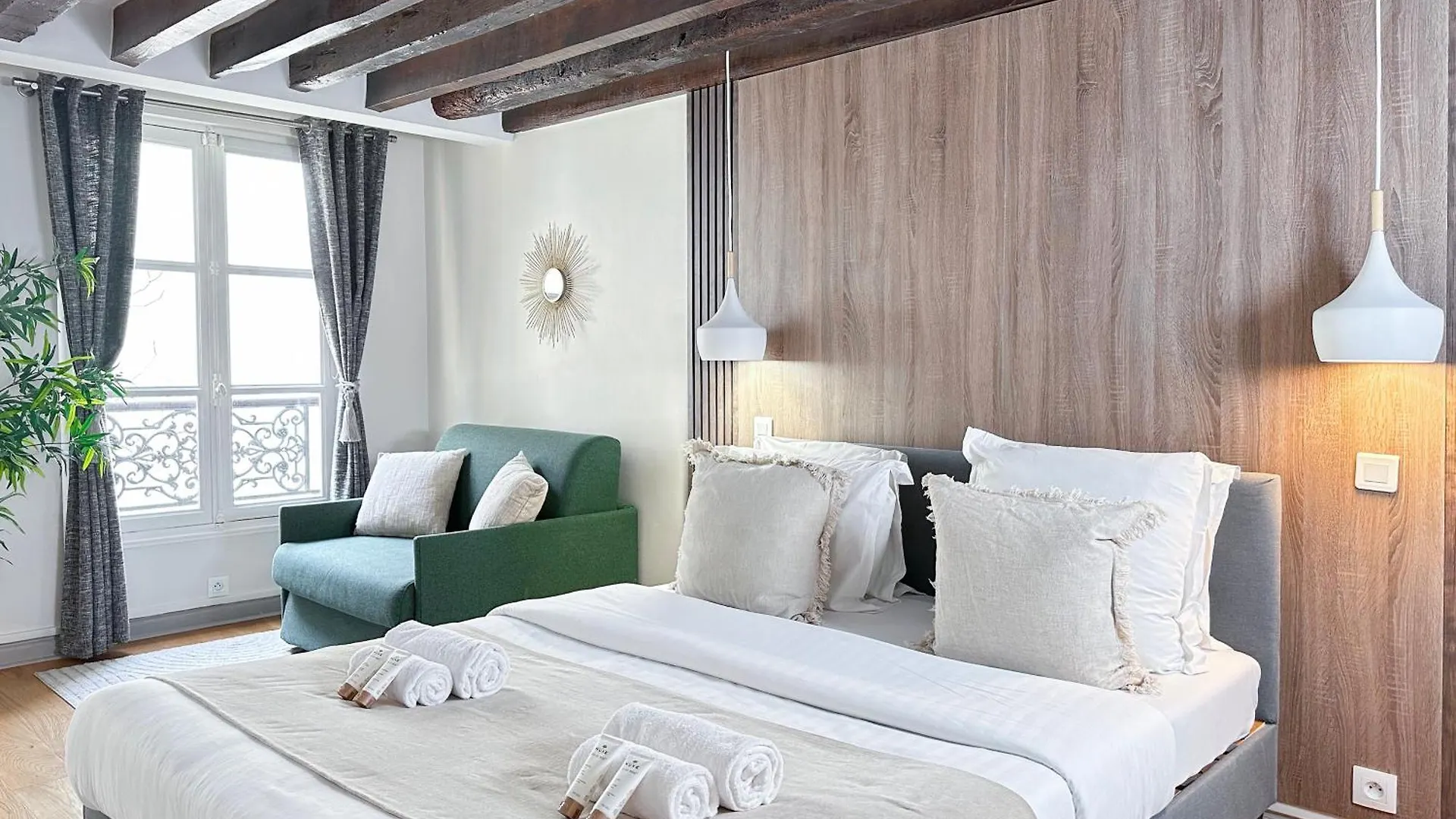 Unique & Beautiful Duplex In Saint-germain * Paris