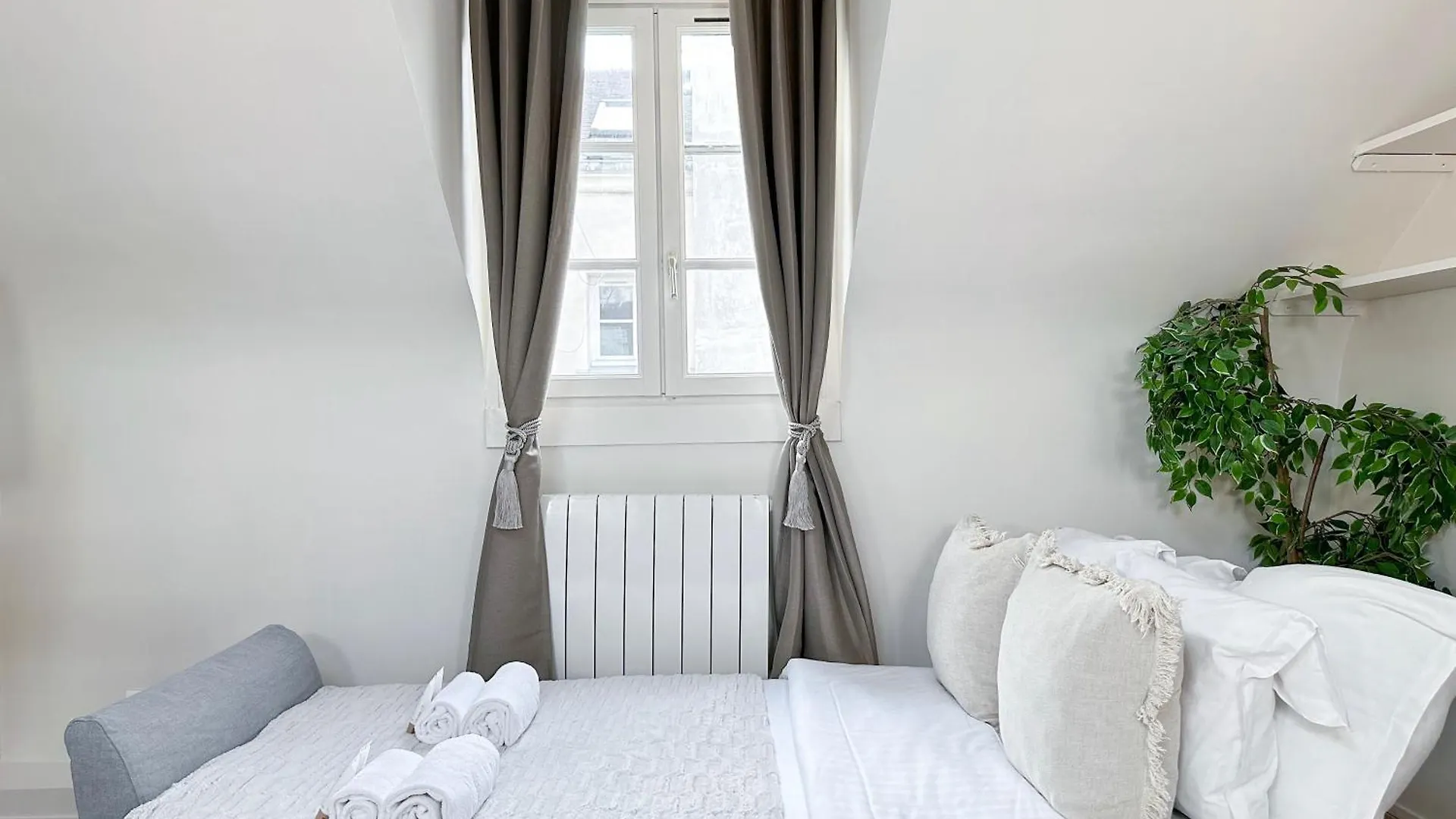 Unique & Beautiful Duplex In Saint-germain Apartment Paris